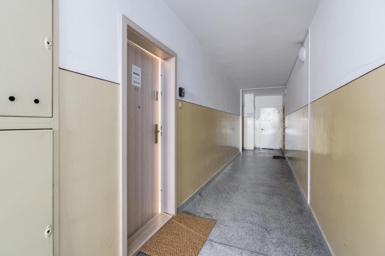 Appartamento Osiedle Orla Bialego Apartament Poznań Esterno foto